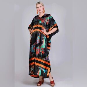 PEACOCK LONG CAFTAN- BLACK One Size